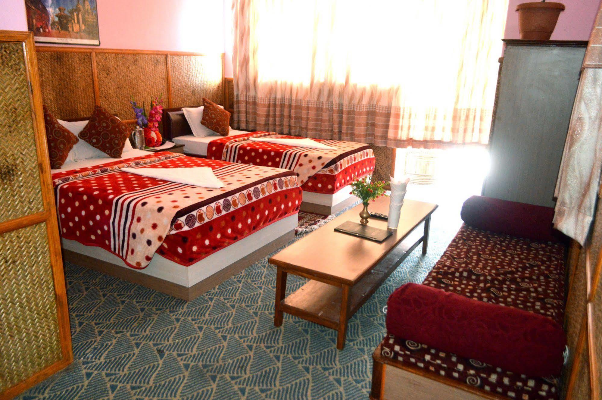 Pokhara Deep Sagar Hotel Exterior foto